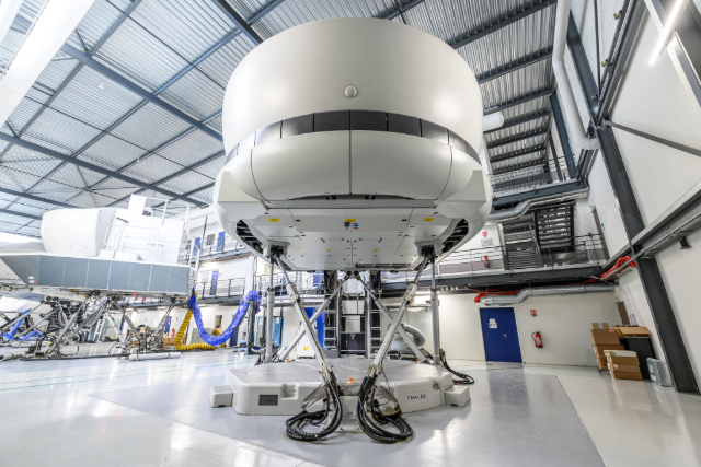 67227050972b541fb5793428_WEB_640x427_ATR 72-500